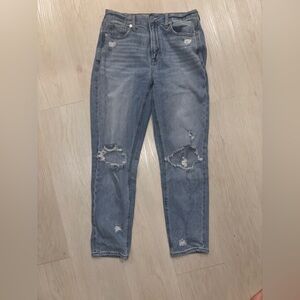 American Eagle mom jeans